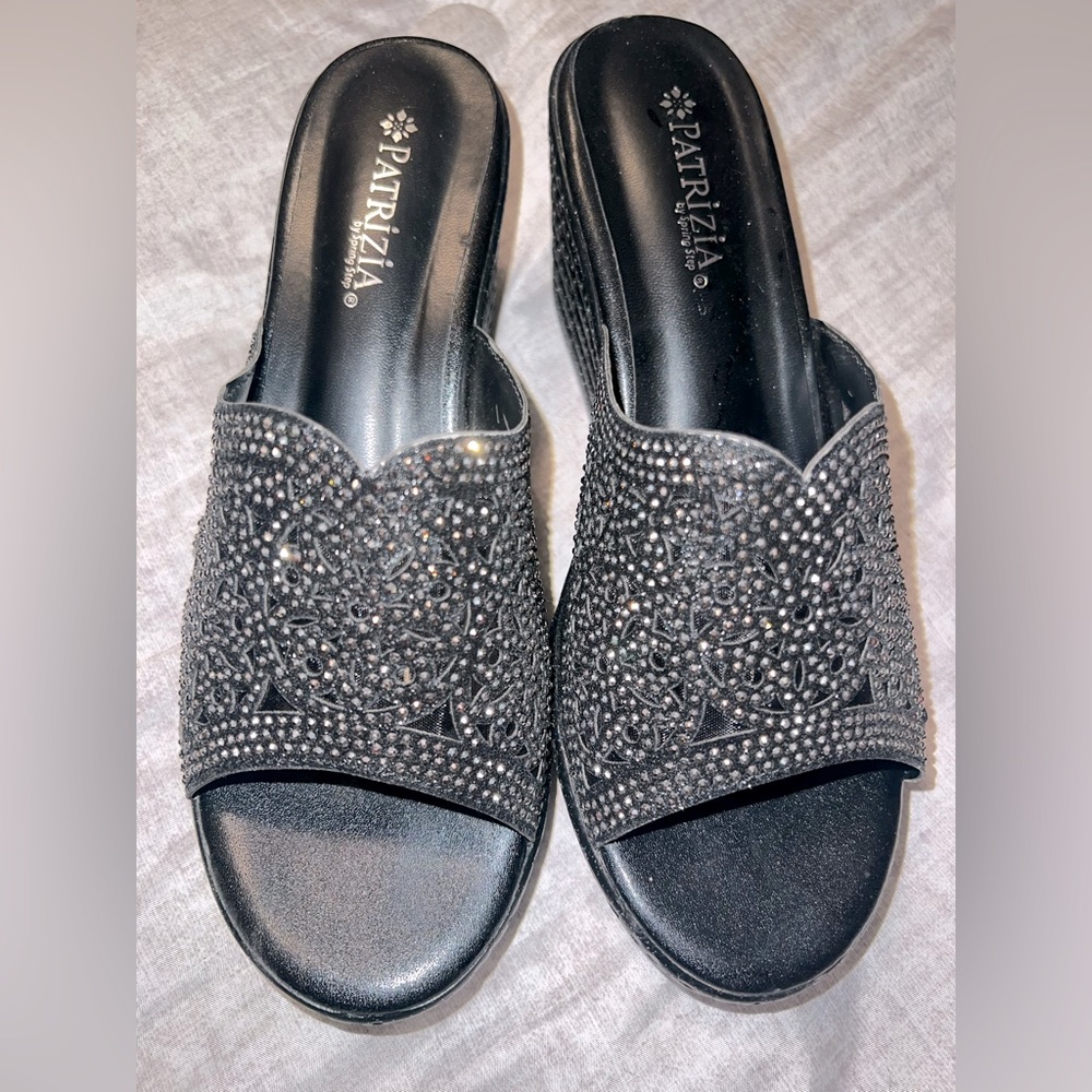 Nice dressy or casual slip on